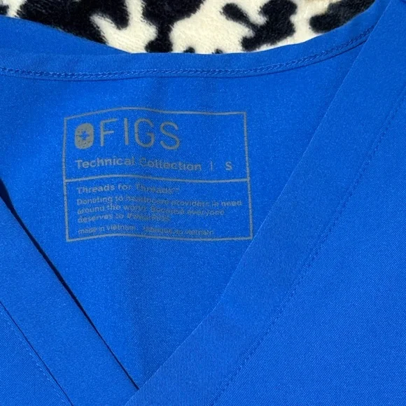 Figs Women’s Scrub Set - Picture 2 of 8